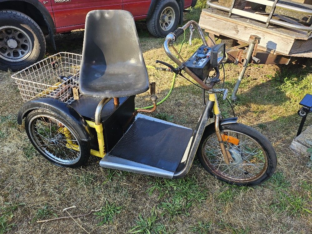 Vintage palmer industries scooter
