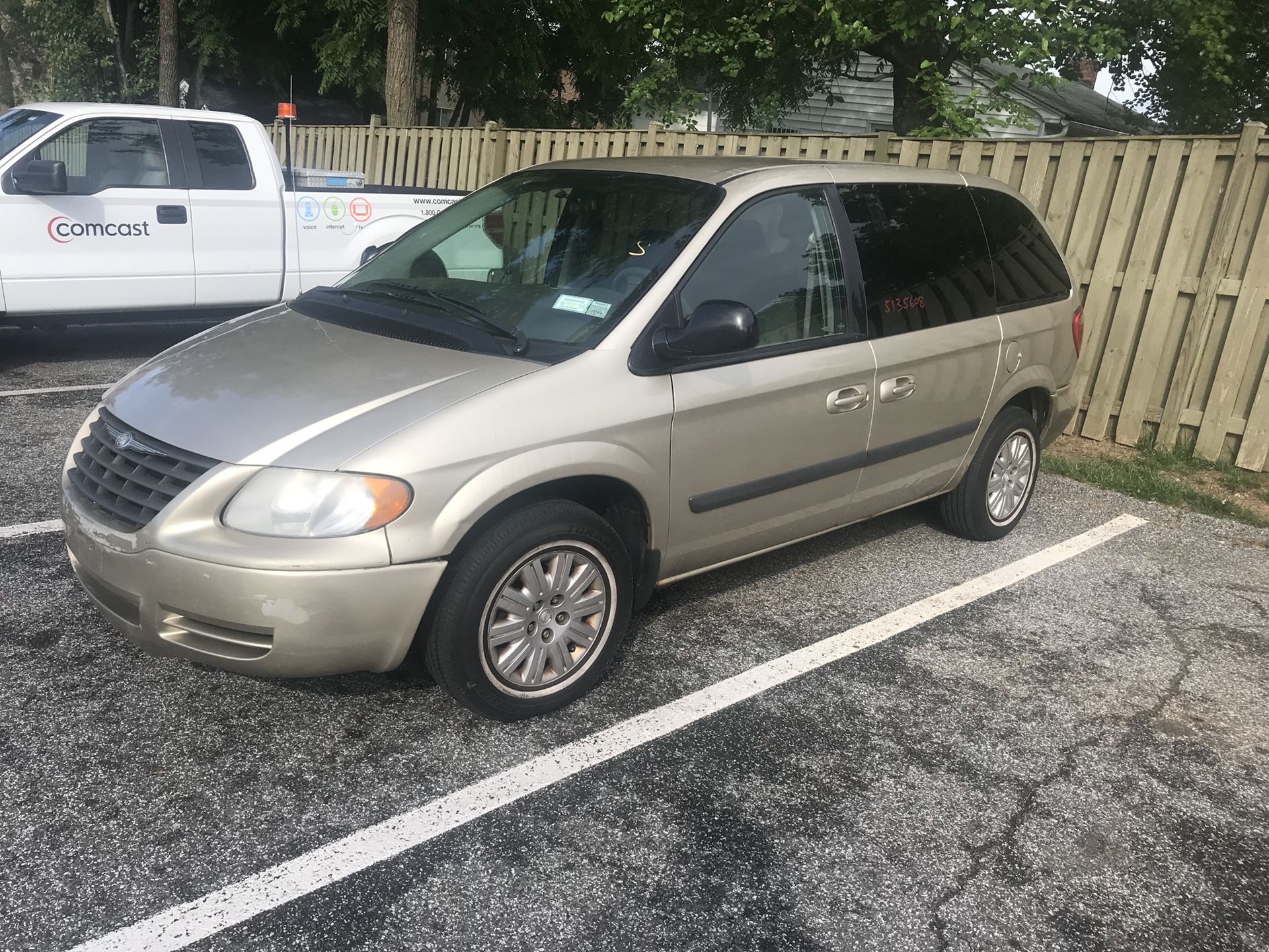 2005 Chrysler Town And Country
