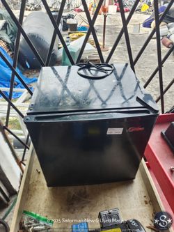 FE6261-003 Midea Mini Fridge 110V