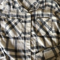 Funnel long sleeve shirt size M