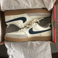 Nike Court Vision Lo