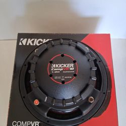KICKER (1) 10 INCH DUAL 4 OHM VOICE COIL CAR SUBWOOFER 700 WATTS 