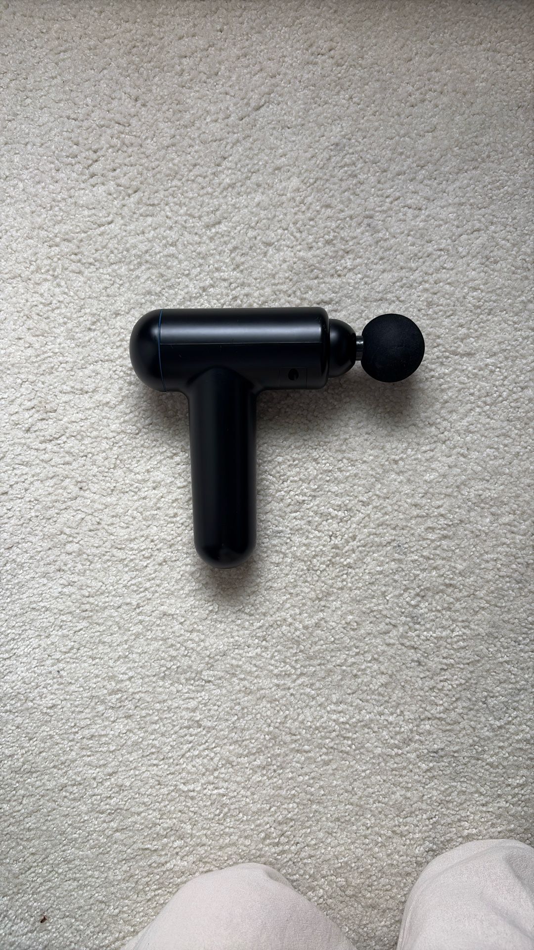 VivoSpa Massage Gun – Deep Tissue Muscle Massager (Like New)