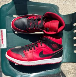 Air Jordan 1 Mid Reverse Bred Size10  (No box)