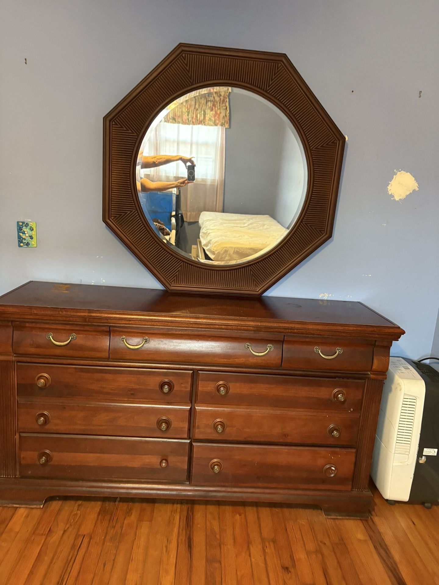 Dresser With Octagon Mirror & Nightstand