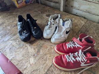 2 Pairs Nike Airs $20.00