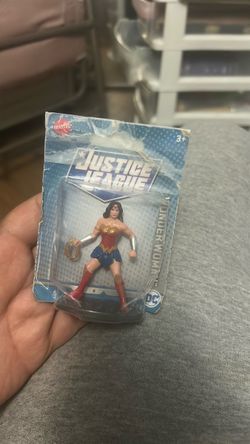 3” Wonder Woman