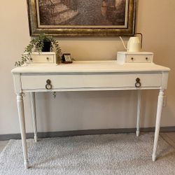 Antique Desk/Vanity/Entryway Table 