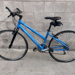 CANNONDALE CUSTOM ROAD BIKE $200 OR BEST OFFER (Excellent Condition $1200 Bike) Full Size (L,XL)