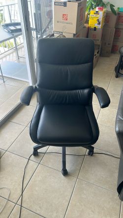Desk / Computer Chair