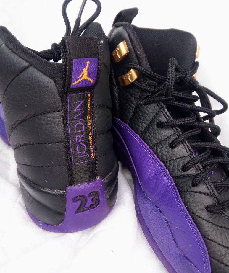 Jordan 12 Retro "Field Purple"