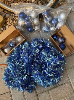 Holiday Christmas Decorations 