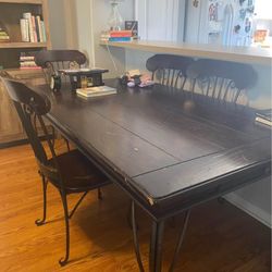 Kitchen Table & Chairs