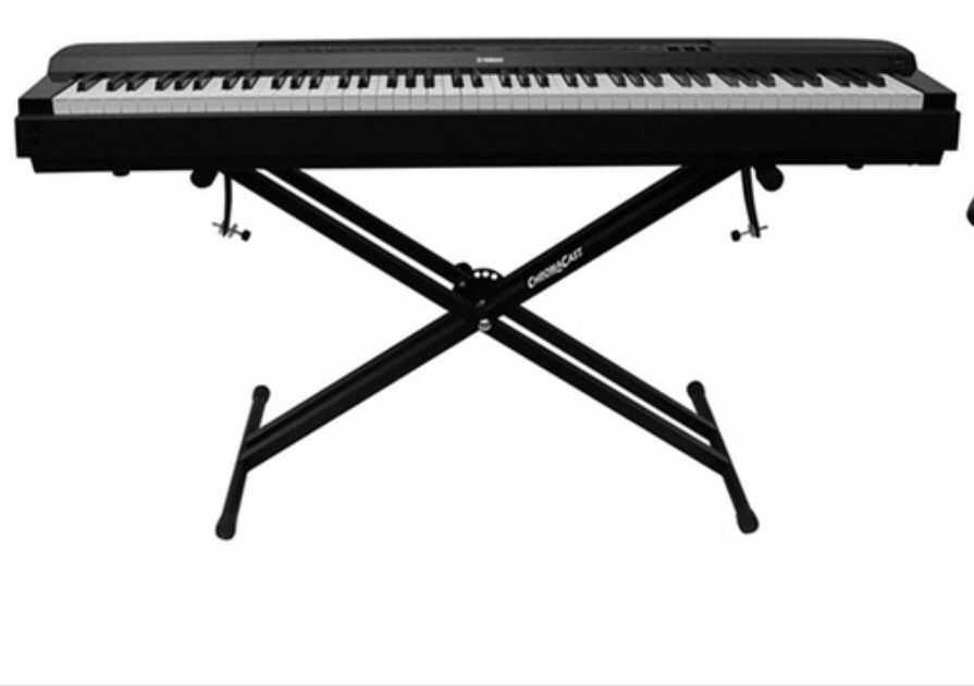 Piano keyboard 🎹 MUST GO ASAP!! 🌟