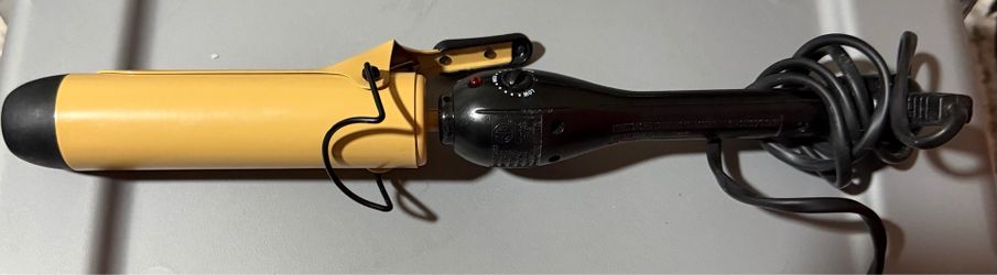 Pro Beauty 1.5” Ceramic Curling Iron