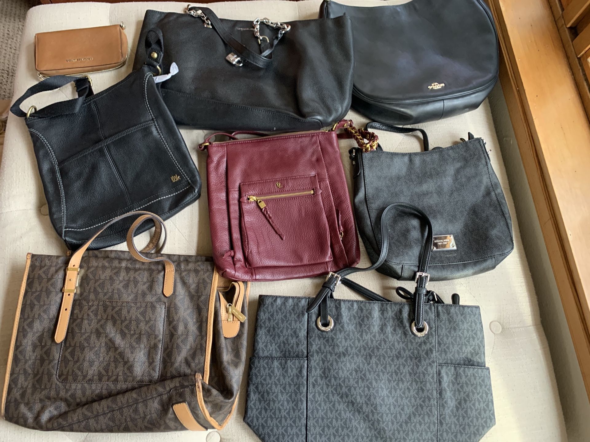 18 Designer Handbags, Purses and Clutches