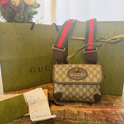 Gucci NEO VINTAGE SMALL MESSENGER BAG