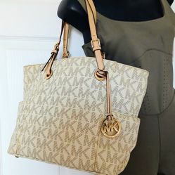Original Michael Kors  Logo XL Shoulder Bag