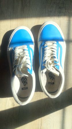 There used but they are still fresh as new I just can’t fit them anymore