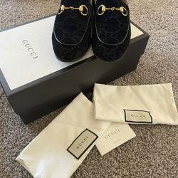 Gucci Jordaan Velvet Loafer Black