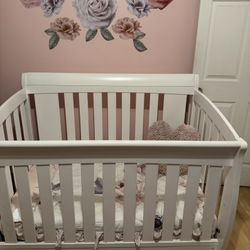 Bed And Changing Table 