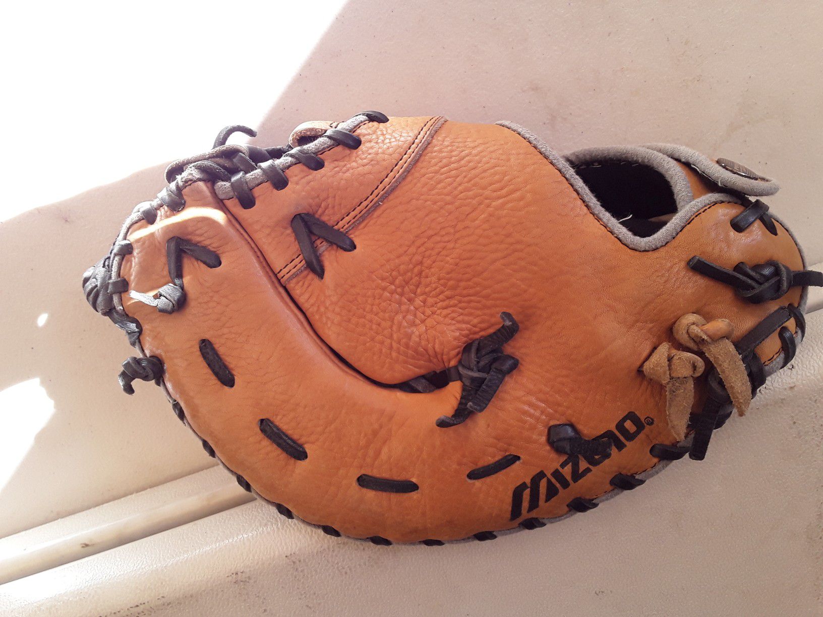 Mizuno Baseball 1st base glove