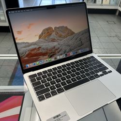 MacBook Air 13 M3 16GB 256GB