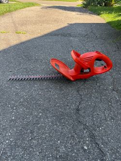 Black & Decker hedge trimmer