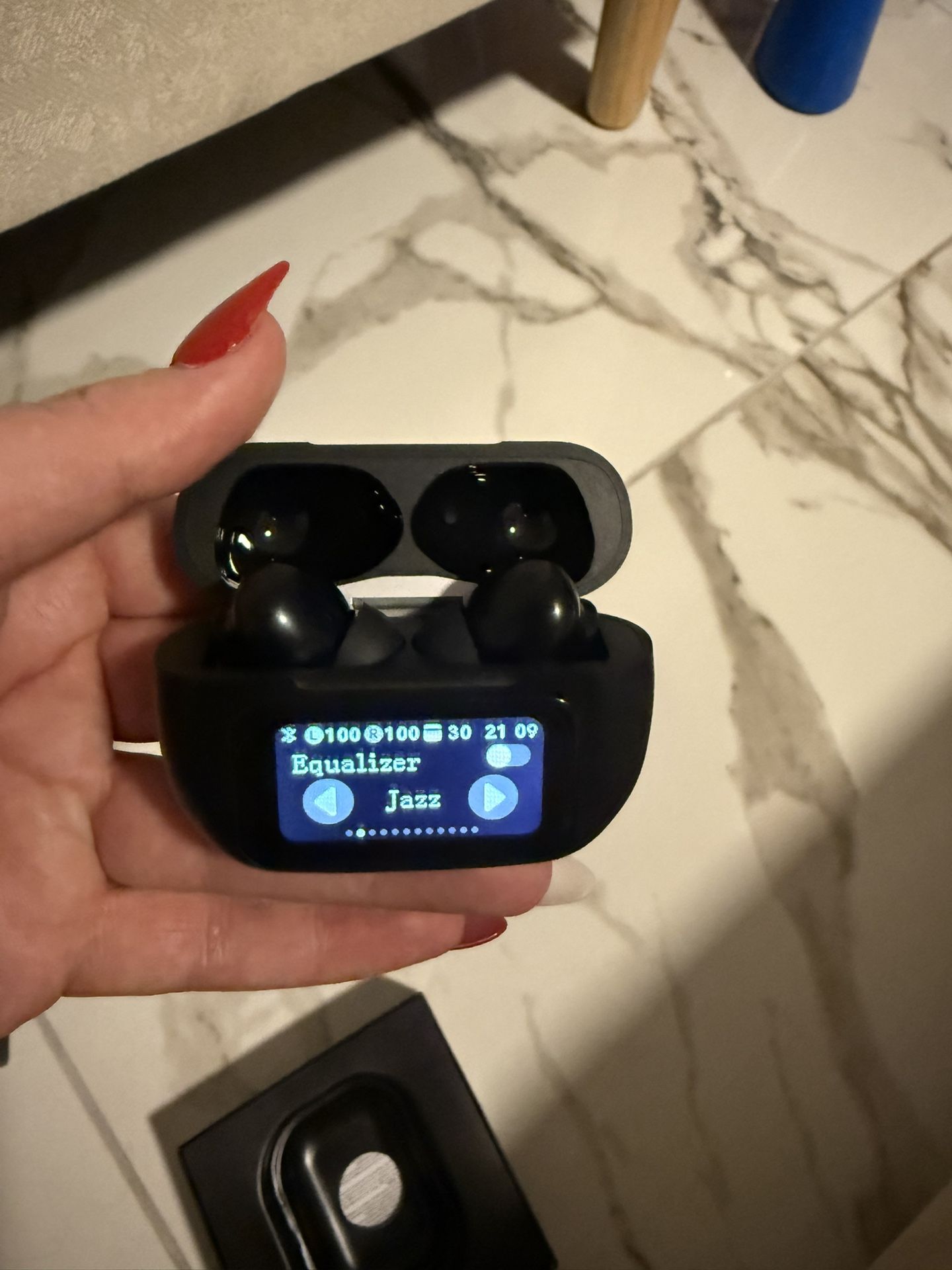 Earbuds