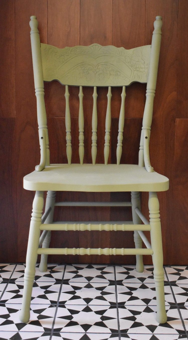 Classic Vintage Country Hardwood Chair