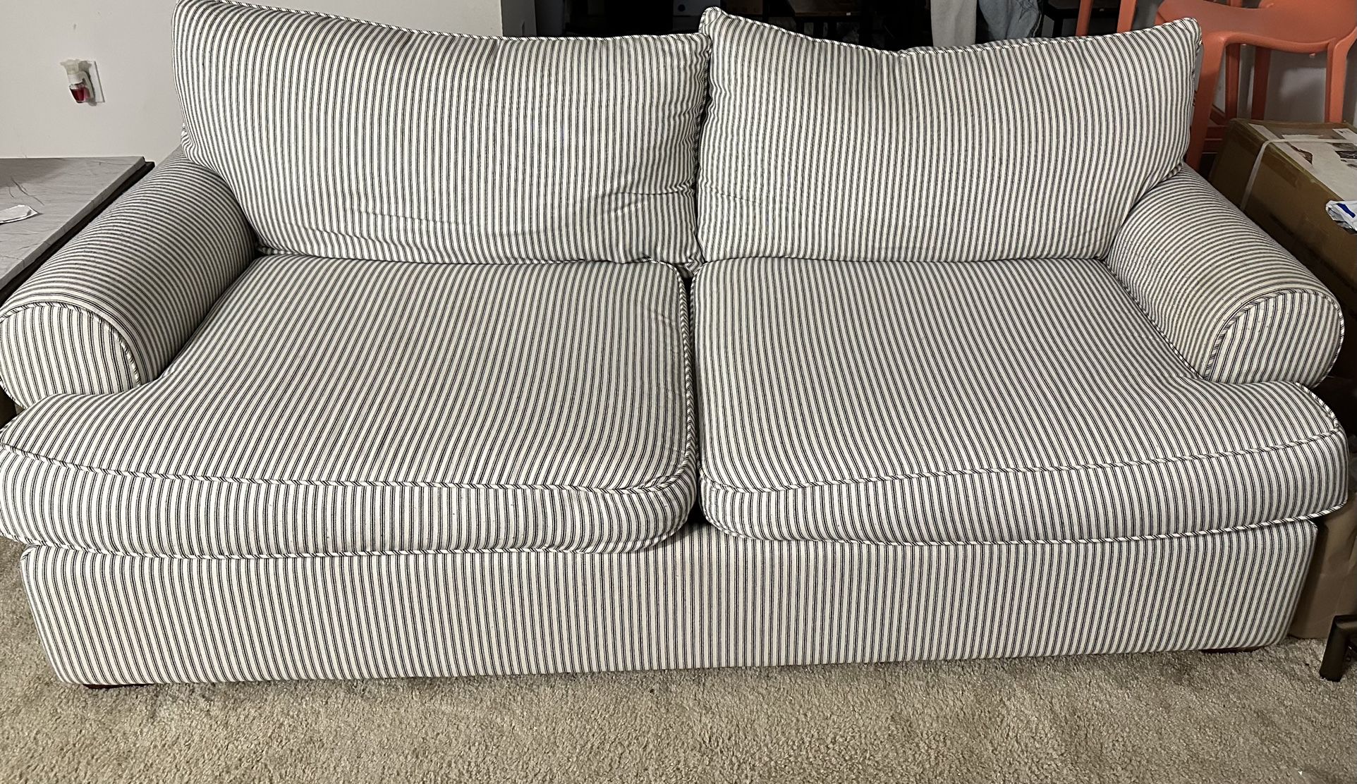 Sectional Love Seat 