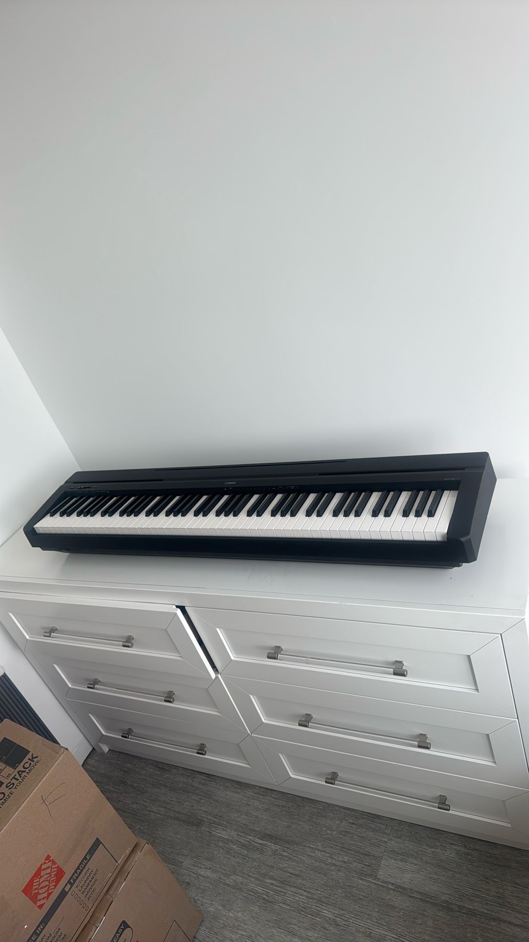 Yamaha Keyboard