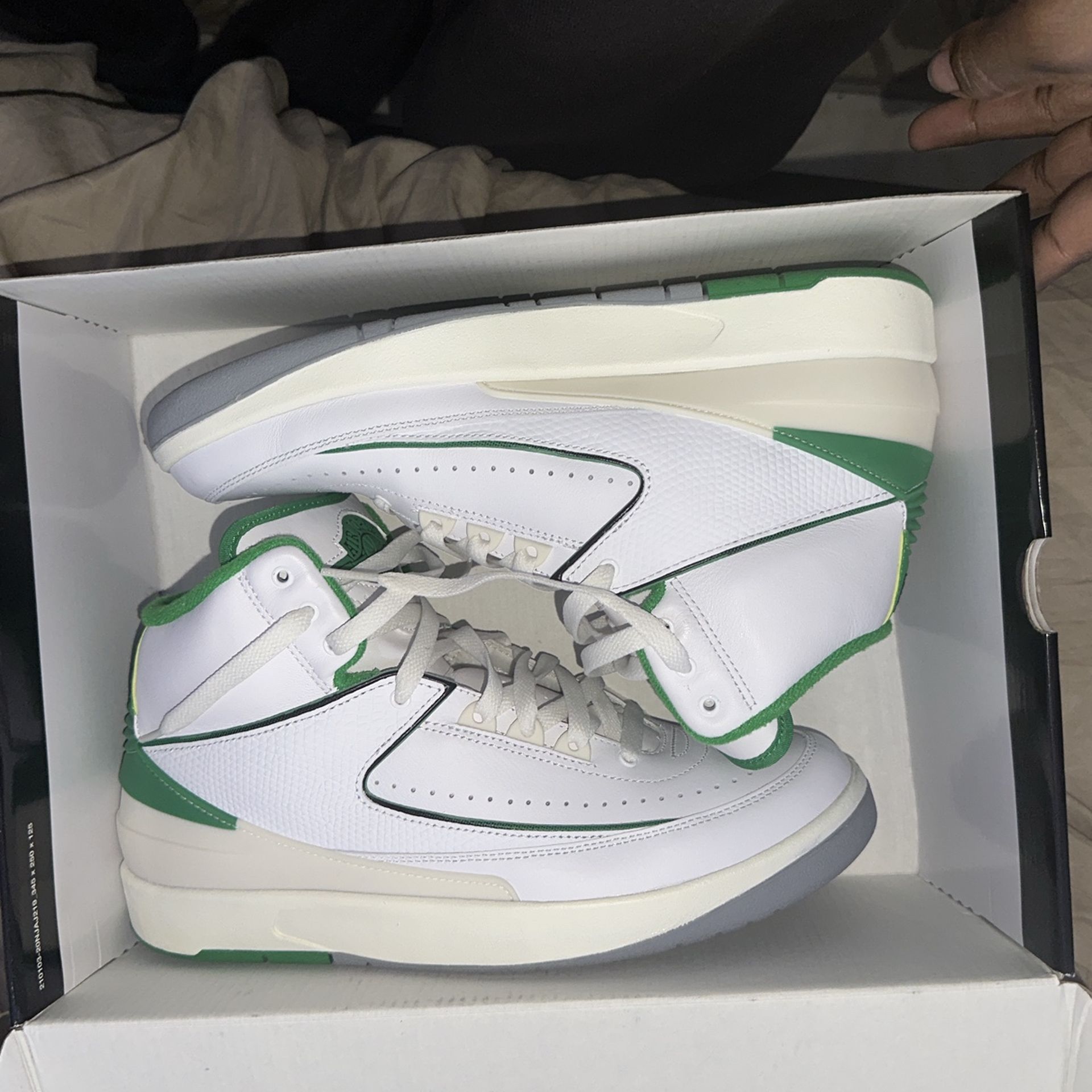 Jordan 2 Retro Size 9.5