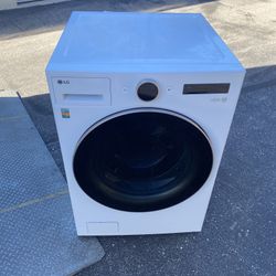 LG Washer New (Scratch And Dent ) 