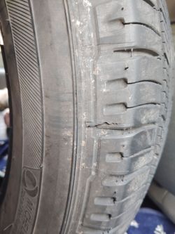 2 Michelin tires used 225/65/17