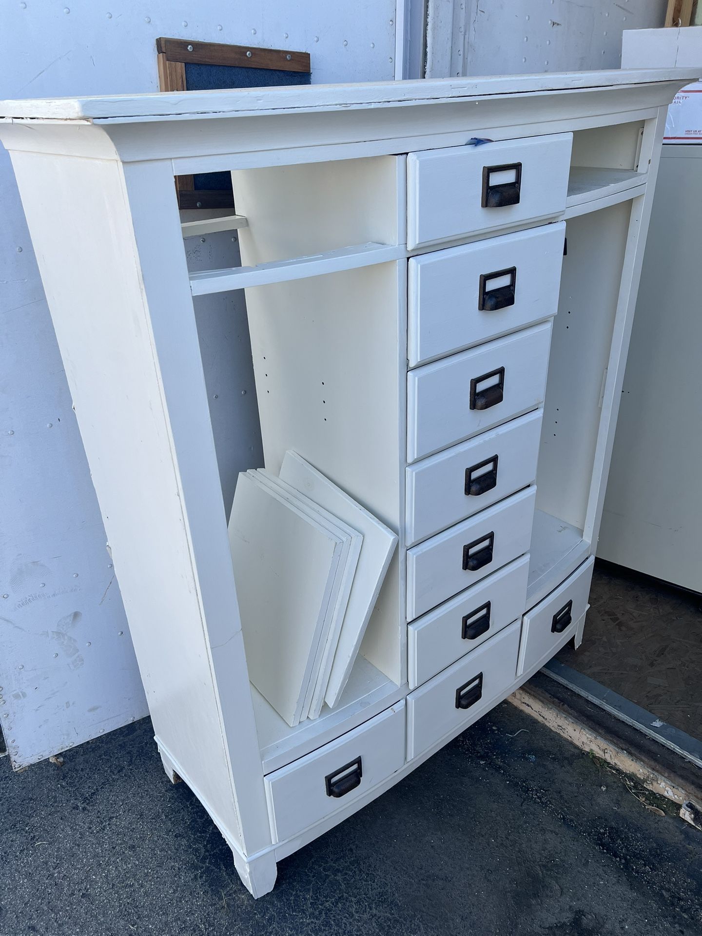 Cabinet Dresser