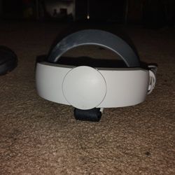 Meta Quest 3 VR Headset