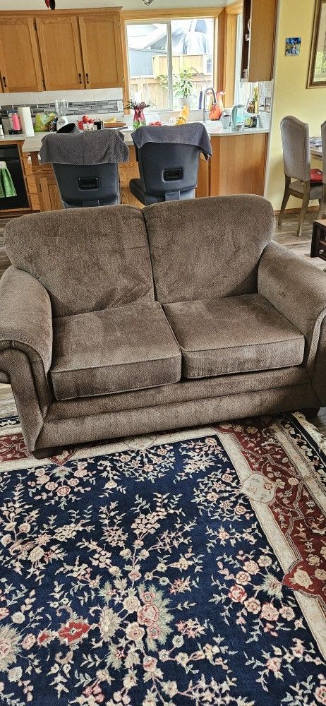 Love seat, Small Couch..