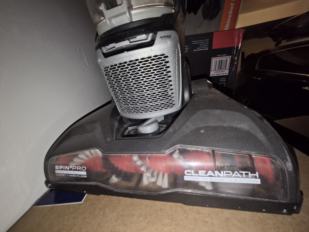 Dirt Devil Endura Max  Used