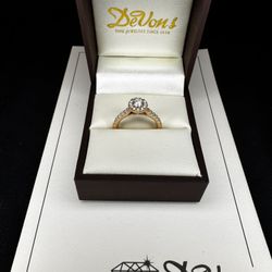 Rose Gold Engagement Ring, Size 5.5