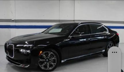 2024 BMW I7 E-DRIVE50 BLACK METALIC PARTS