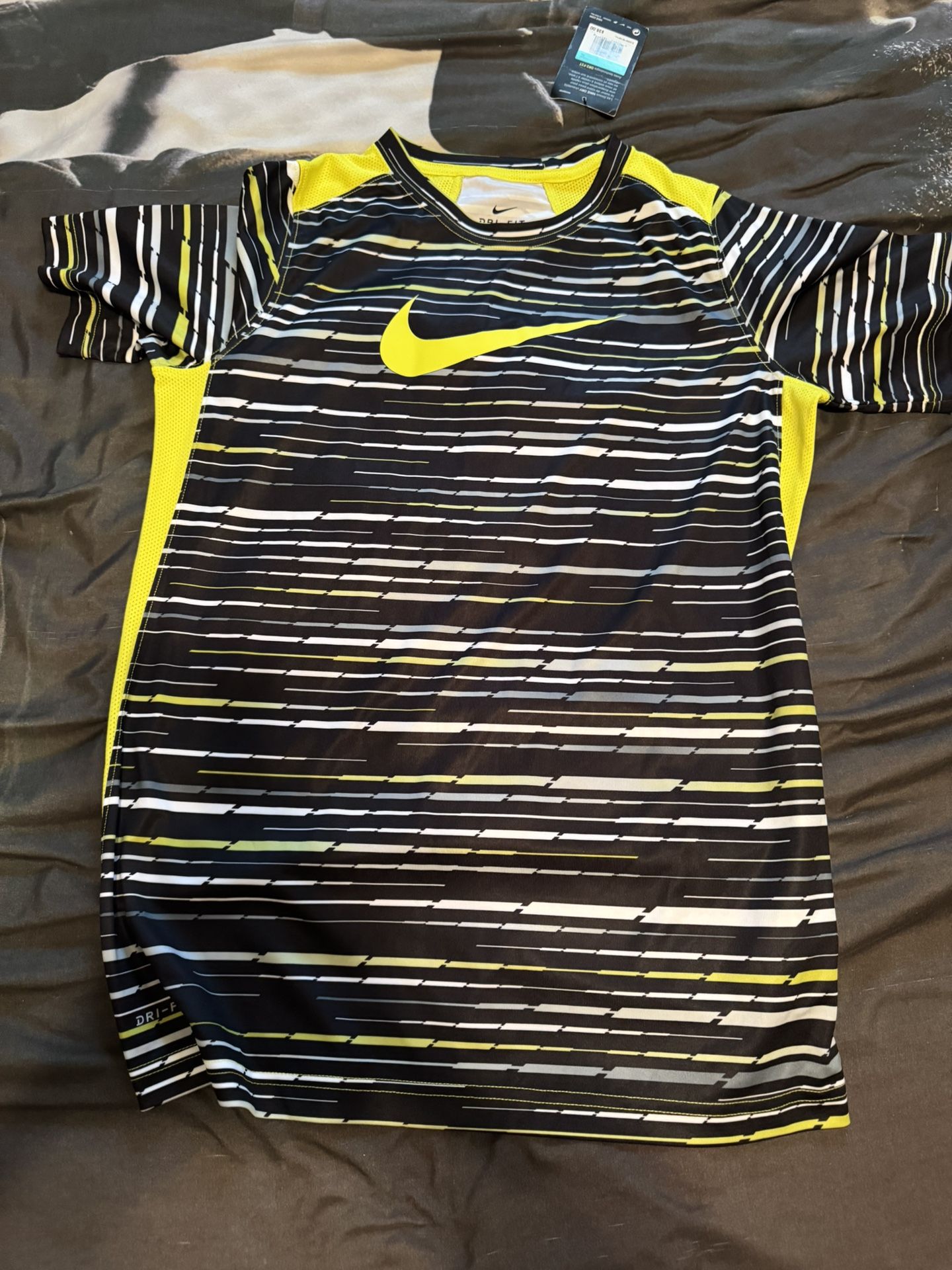 Nike Shirt 