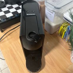 Nespresso Essenza Mini