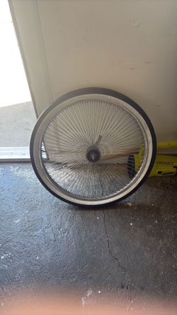 26 inch white wall and rim