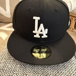 New Era 59FIFTY Los Angeles Dodgers Fitted Cap – Size 7 1/4 (57.7 cm) – Brand New