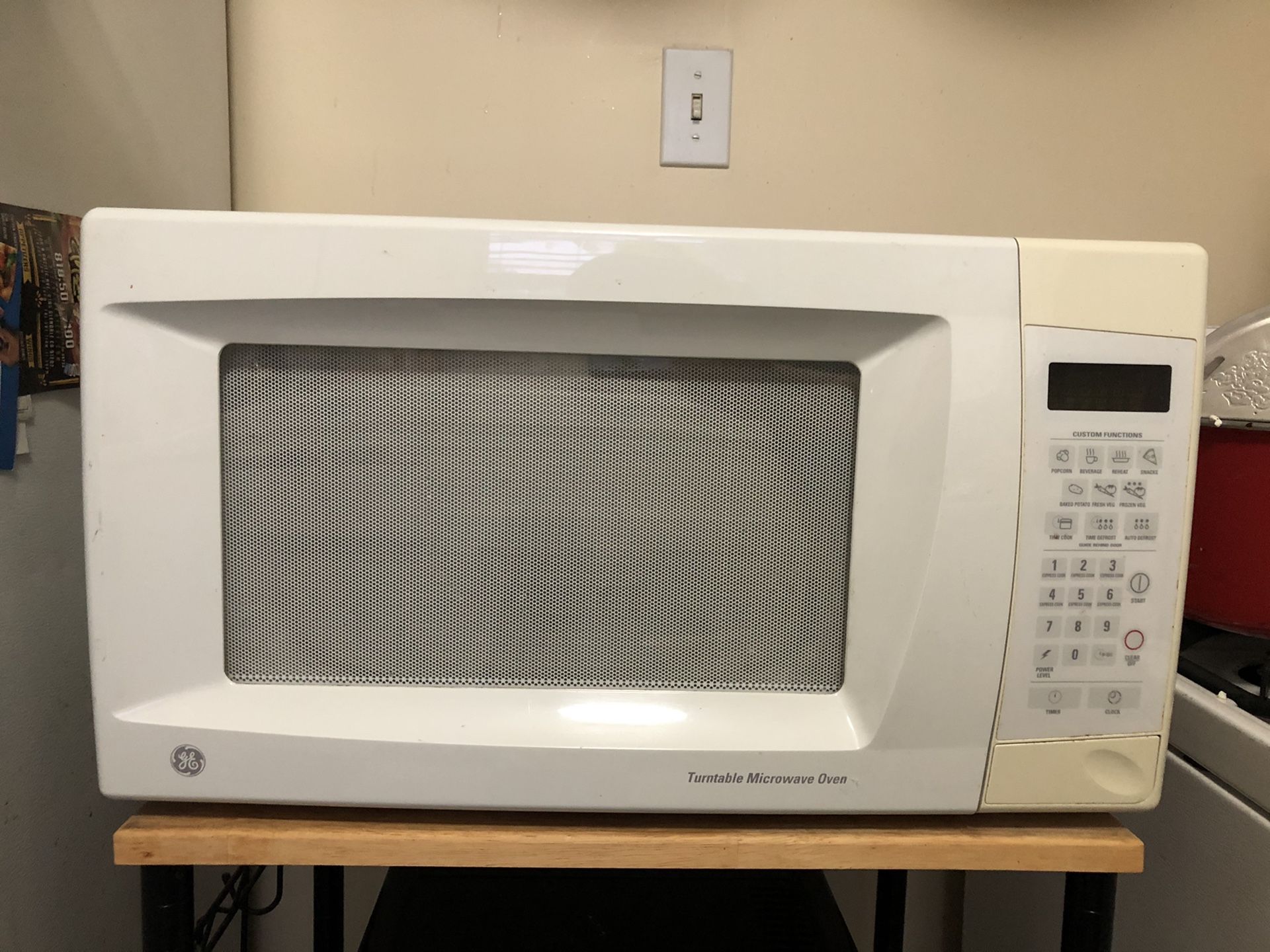 GE Turntable Microwave Oven for Sale in Glendale, CA OfferUp