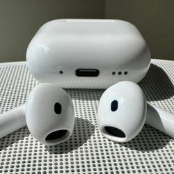 Airpod 4th Generation White