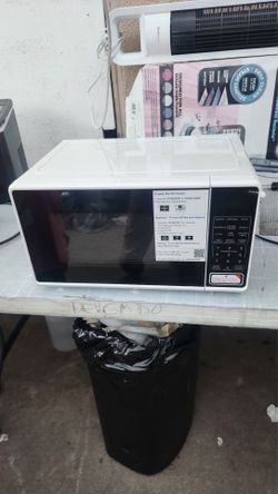 Mainstay Compact Microwave