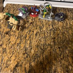 Disney Store Marvel Spider-Man Figurine Playset