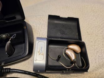 Like  new Barley used Hearing aids